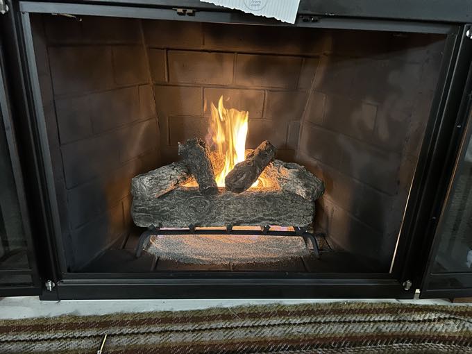 The same gas fireplace after service by Flame Fix